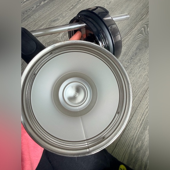 Stanley Quencher H2.0 FlowState 40 oz Tumbler in Neon Yellow Neon Collection - Picture 6 of 6